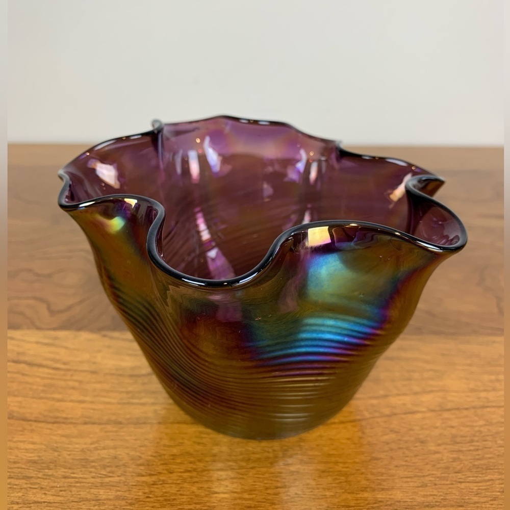 Art Glass Handkerchief Vase Purple Iridescent Ribbed Asymmetrical Vtg Handblown